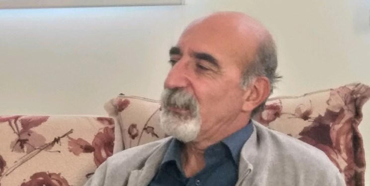 از ۲۰ سال اهدای کتاب تا حضور در اجلاس جهانی سازمان ملل/ خیر فرهنگی تبریز، دانایی هدیه می‌دهد