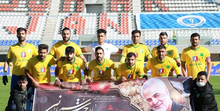 نفتی‌ها پول گرفتند/ زمان حضور منصوریان در تمرین آبادانی‌ها مشخص شد