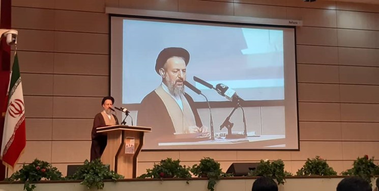 لزوم پیاده‌سازی مدیریت جهادی برای تحقق بیانیه گام دوم انقلاب