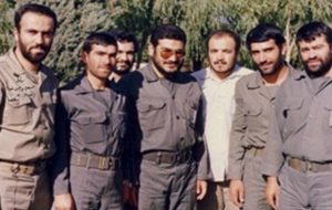 این فرمانده سپاه هیچ گاه لباس بسیجی را از تن خود در نیاورد/ توپخانه سپاه چگونه شکل گرفت؟