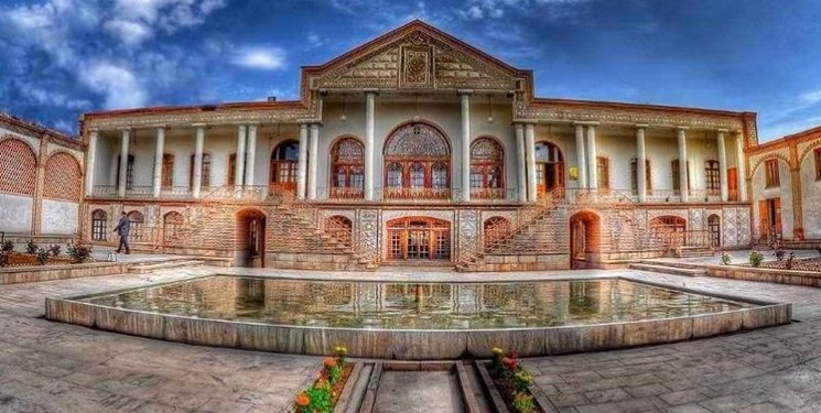 توسعه گردشگری تجاری و صنعتی مابین آذربایجان شرقی و کشورهای همسایه توسعه گردشگری تجاری و صنعتی مابین آذربایجان شرقی و کشورهای همسایه