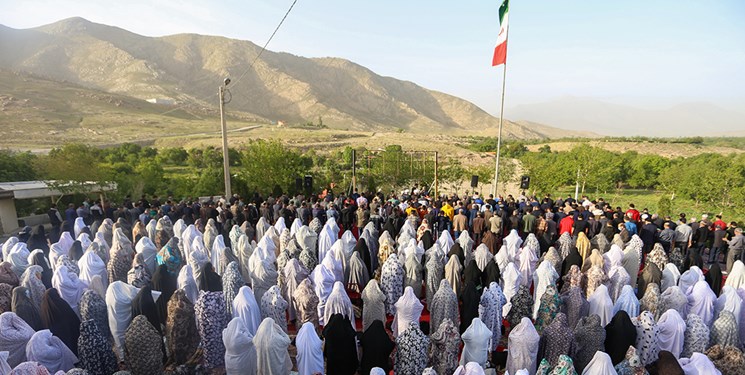 برگزاری نماز عید فطر در سراسر کشور به شکرانه یک ماه بندگی+عکس و فیلم