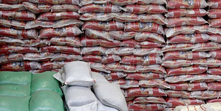 کشف ۲۱۹۰ تن اقلام کالای اساسی احتکار و قاچاق در آذربایجان‌شرقی