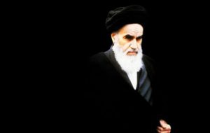 هنر در مدرسه عشق امام خمینی(ره)