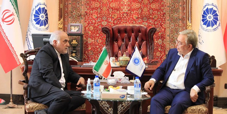مسئولان از ظرفیتهای مغفول مانده استانها بیخبر هستند!/ هماهنگ کردن ۲۹ دفتر استانی و چهار منطقه آزاد با فعالان بخش خصوصی مسئولان از ظرفیتهای مغفول مانده استانها بیخبر هستند!/ هماهنگ کردن ۲۹ دفتر استانی و چهار منطقه آزاد با فعالان بخش خصوصی