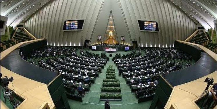 دخالت نمایندگان آفت است یا عافیت؟!/ مستاجران بهارستان در ردای نمایندگی با لباس وزارت دخالت نمایندگان آفت است یا عافیت؟!/ مستاجران بهارستان در ردای نمایندگی با لباس وزارت