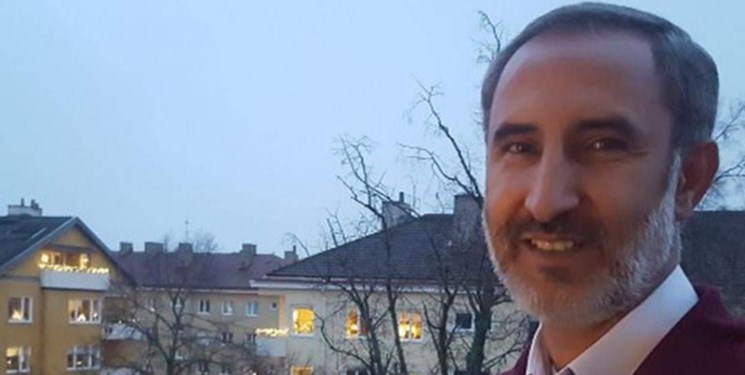 ۶۰ دفتر جامعه اسلامی دانشجویان: سوئد نمیتواند با ژست قانونمداری لکه ننگ دفاع از قاتلین را از چهره خود بزداید ۶۰ دفتر جامعه اسلامی دانشجویان: سوئد نمیتواند با ژست قانونمداری لکه ننگ دفاع از قاتلین را از چهره خود بزداید