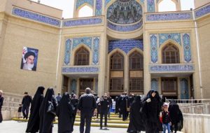 نماز ظهر عاشورا به یاد آخرین نماز سالار شهیدان در تبریز