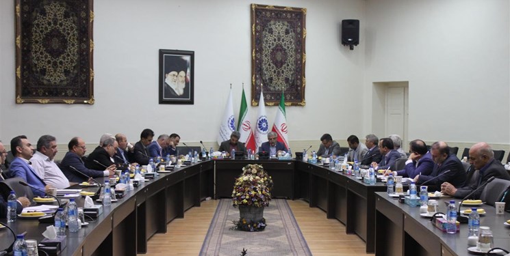 حمل و نقل ایران راننده‌محور است/ تصمیم‌گیری ۲۴ ارگان دولتی در تزانزیت!