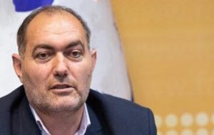 فعالان اقتصادی ایران باید غواصی بلد باشند