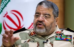 رئیس سازمان پدافند غیرعامل: دشمن با بکارگیری همه ابزارهای رسانهای به دنبال قرار دادن مردم در مقابل منافع ملی است رئیس سازمان پدافند غیرعامل: دشمن با بکارگیری همه ابزارهای رسانهای به دنبال قرار دادن مردم در مقابل منافع ملی است
