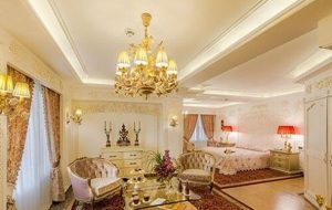 اضافه شدن ۶ هزار تخت به ظرفیت اقامتی آذربایجان‌شرقی با ساخت ۳۶ هتل/ دولت در قالب تسهیلات و مشوق‌ها از سرمایه‌گذاران حمایت می‌کند