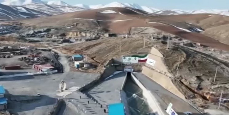 بهرهبرداری از بزرگترین پروژه زیست محیطی خاورمیانه/ نجات قلب فیروزهای ایران بهرهبرداری از بزرگترین پروژه زیست محیطی خاورمیانه/ نجات قلب فیروزهای ایران