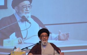مصوبات شورای فرهنگ عمومی نباید بر زمین بماند