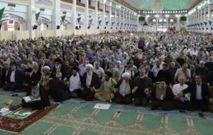 آل‌هاشم امام تمام روزها؛ صیغه عقد اخوت بین نمازگزاران تبریز در عید غدیر
