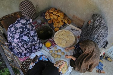عزاداری شاخسی علم دیبی(پای علم) در روستای ارزیل ورزقان