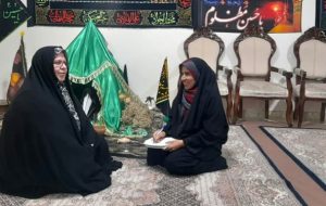 این خانه ۴۰ سال عزادار امام حسین( ع) است این خانه ۴۰ سال عزادار امام حسین( ع) است