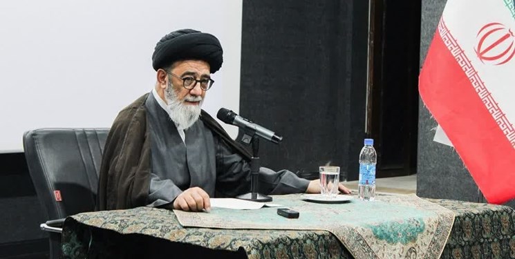 انتقاد امام جمعه تبریز از حضور انگشت شمار سینمای استان در سطح ملی انتقاد امام جمعه تبریز از حضور انگشت شمار سینمای استان در سطح ملی