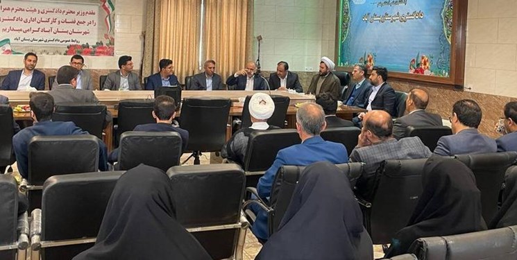 وزیر دادگستری: مشکل آب شهرستان بستانآباد را پیگیری و حل میکنیم وزیر دادگستری: مشکل آب شهرستان بستانآباد را پیگیری و حل میکنیم