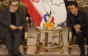 سفیر فنلاند در ایران در ایران مطرح کرد: فناوریهای نوین فنلاند برای احیای دریاچه ارومیه سفیر فنلاند در ایران در ایران مطرح کرد: فناوریهای نوین فنلاند برای احیای دریاچه ارومیه