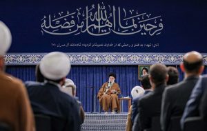 روایتی از دیداری به وسعت ۱۰ هزار علی اکبر با امام خامنهای روایتی از دیداری به وسعت ۱۰ هزار علی اکبر با امام خامنهای