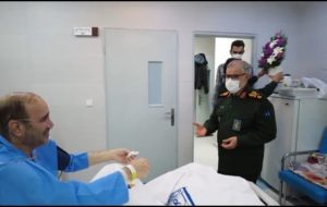 فیلم| خوش و بش سردار پورجمشیدیان در عیادت از عابدین خُرم فیلم| خوش و بش سردار پورجمشیدیان در عیادت از عابدین خُرم