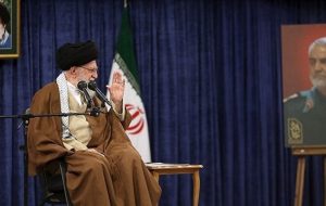 گزارش بانوی مربی به رهبر انقلاب: چراغ اول ایران در هانگژو با دستان پینه بسته بانوان روشن شد