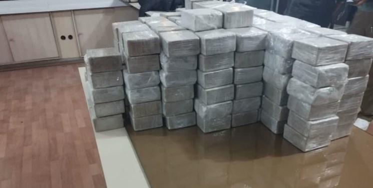 کشف ۳۶۶ کیلوگرم شیشه و هروئین در آذربایجان شرقی