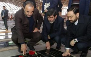 تجدید میثاق استاندار جدید آذربایجان شرقی با شهدا تجدید میثاق استاندار جدید آذربایجان شرقی با شهدا