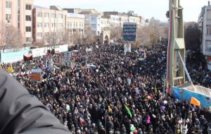 «قهرمانلار اوئلکه سی»؛ آذربایجانی‌ها باز هم روسپید شدند+فیلم