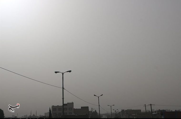 خطر پدیده گرد و غبار در استان تهران هر روز بیشتر لمس می شود خطر پدیده گرد و غبار در استان تهران هر روز بیشتر لمس می شود