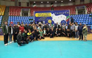 آغاز مسابقات ملی والیبال کارکنان دستگاه‌های اجرایی کشور در استان آذربایجان‌غربی