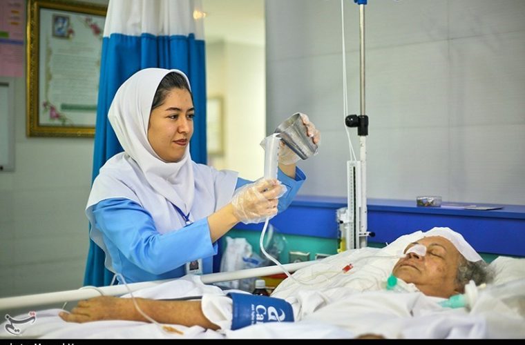 ورود مراکز غیرمجاز به خدمات مراقبت پرستاری از سالمندان