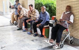 تدوین لایحه حمایت از حقوق سالمندان و ارائه آن به مجلس
