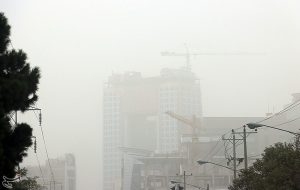 وزارت بهداشت: مردم هنگام آلودگی هوا در فضای باز تردد نکنند