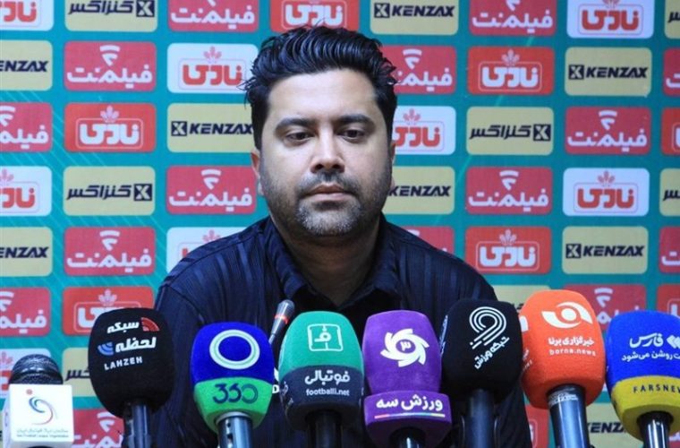 اخباری: فردا مقابل گل محمدی درس پس می دهم اخباری: فردا مقابل گل محمدی درس پس می دهم