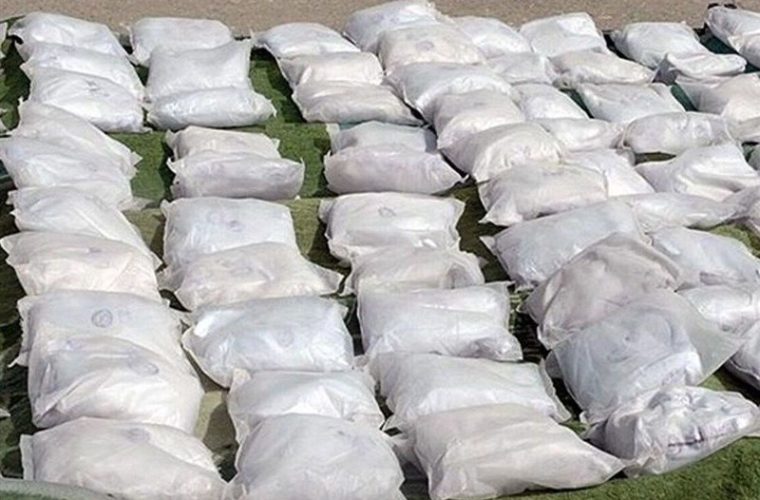 کشف 47 کیلو “شیشه” و 150 فشنگ جنگی توسط مرزبانان