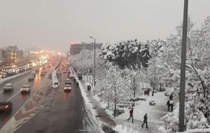 تهران سفیدپوش شد/ هوای پایتخت در وضعیت پاک