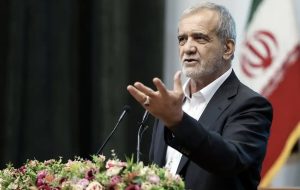 باور دارم با وحدت از بحران ها عبور می کنیم