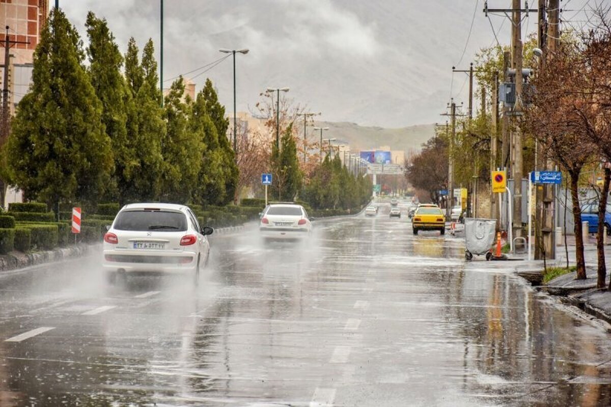 رگبار باران و وزش باد شدید در جنوب شرق کشور رگبار باران و وزش باد شدید در جنوب شرق کشور