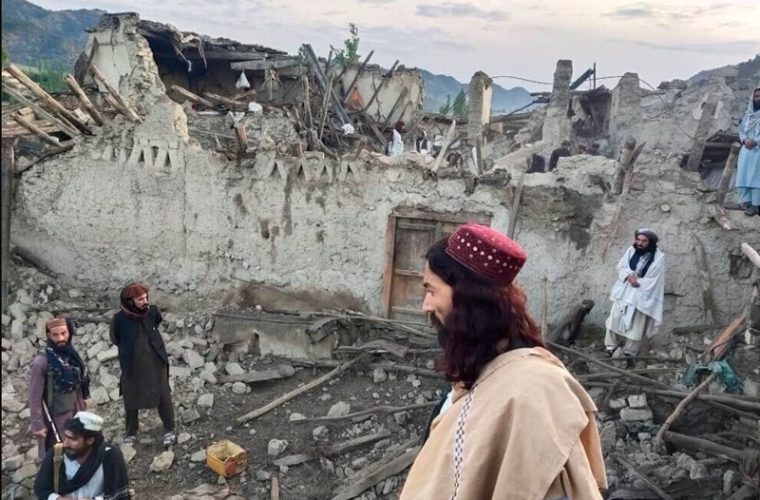 ارسال کمک های بشردوستانه ایران برای زلزله زدگان افغانستان