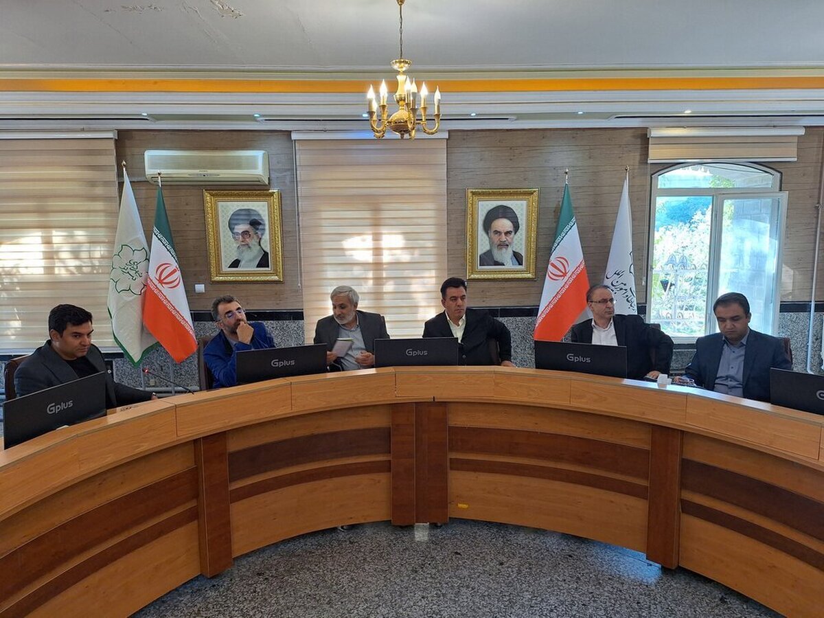 فیبر نوری ۴۱۰ کیلومتری تبریز قابل بهره برداری شد فیبر نوری ۴۱۰ کیلومتری تبریز قابل بهره برداری شد