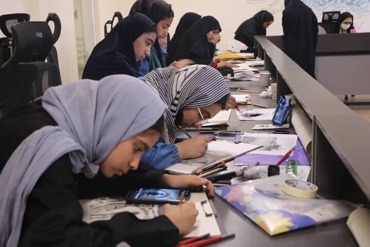رونمایی بیش از ۲۰۰ اثر هنری نوجوانان در «نقش طوفان» رونمایی بیش از ۲۰۰ اثر هنری نوجوانان در «نقش طوفان»