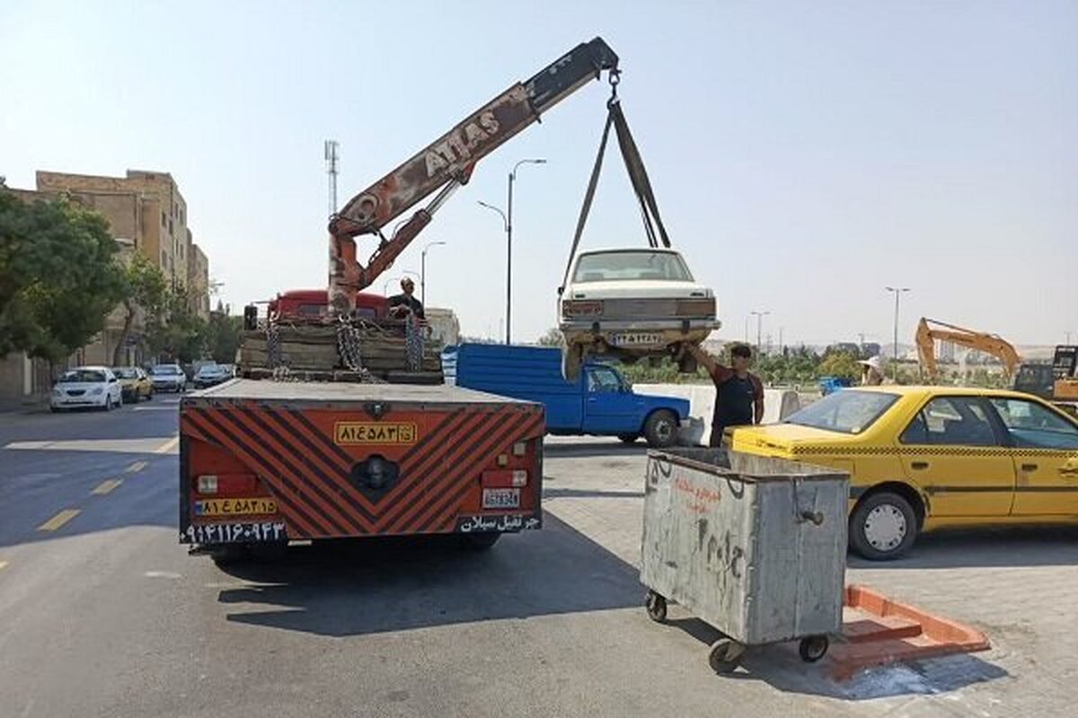 جمع آوری بیش از ۱۲۵ دستگاه خودروی فرسوده از معابر تبریز جمع آوری بیش از ۱۲۵ دستگاه خودروی فرسوده از معابر تبریز