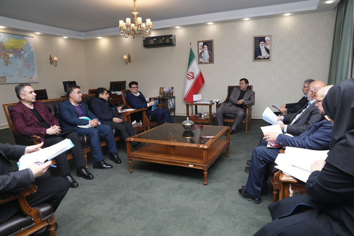 دیدار چند تن از نمایندگان مجلس با وزیر ورزش و جوانان دیدار چند تن از نمایندگان مجلس با وزیر ورزش و جوانان