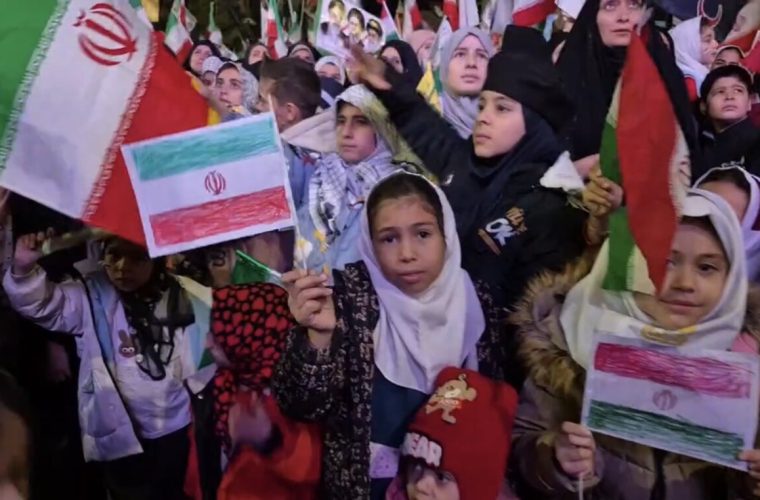 حضور دانشآموزان قوچانی با کوله پشتی در خونخواهی شهدای میناب – پایگاه خبری تبریز یازار | اخبار ایران و جهان حضور دانشآموزان قوچانی با کوله پشتی در خونخواهی شهدای میناب – پایگاه خبری تبریز یازار | اخبار ایران و جهان