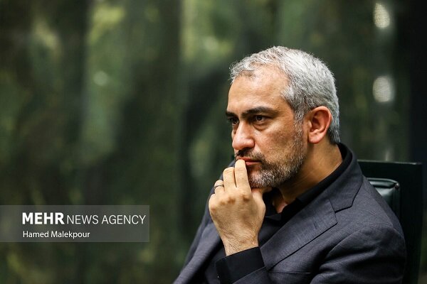 مدنیزاده: شرکتهای بیمه ناتراز تعیین تکلیف میشوند – پایگاه خبری تبریز یازار | اخبار ایران و جهان مدنیزاده: شرکتهای بیمه ناتراز تعیین تکلیف میشوند – پایگاه خبری تبریز یازار | اخبار ایران و جهان