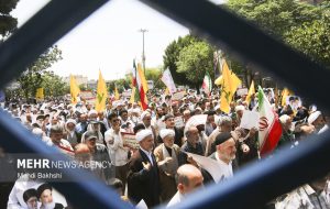 راهپیمایی گرامیداشت قیام ۱۵ خرداد در قم – پایگاه خبری تبریز یازار | اخبار ایران و جهان راهپیمایی گرامیداشت قیام ۱۵ خرداد در قم – پایگاه خبری تبریز یازار | اخبار ایران و جهان