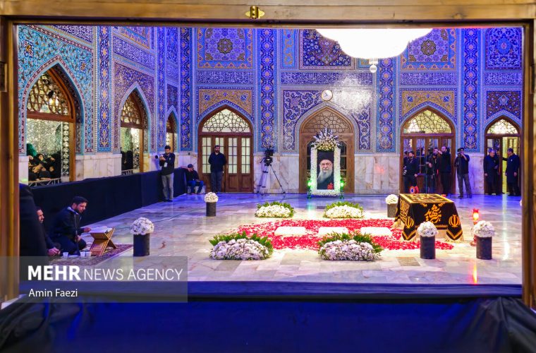 بزرگداشت هفتمین شب تدفین امام شهید در حرم رضوی برگزار میشود – پایگاه خبری تبریز یازار | اخبار ایران و جهان بزرگداشت هفتمین شب تدفین امام شهید در حرم رضوی برگزار میشود – پایگاه خبری تبریز یازار | اخبار ایران و جهان