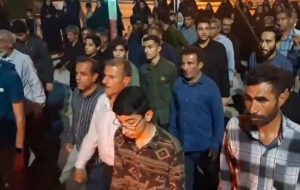 راهپیمایی شبانه مردم انقلابی آبدان راهپیمایی شبانه مردم انقلابی آبدان